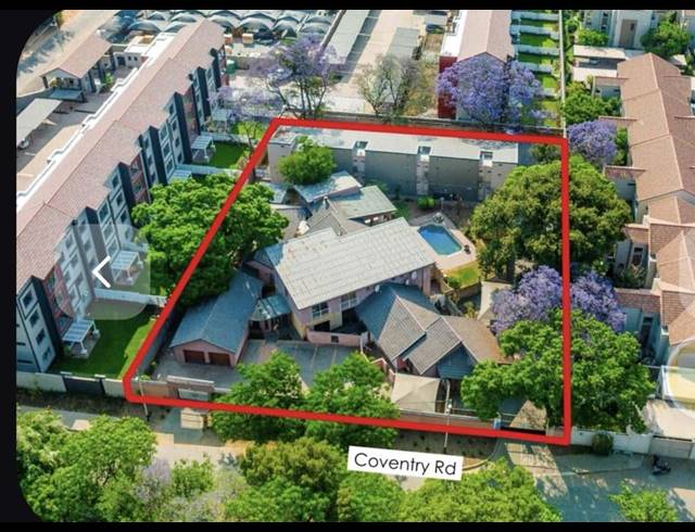 23 BEDROOM COMPLEX FOR SALE IN BRYANSTON